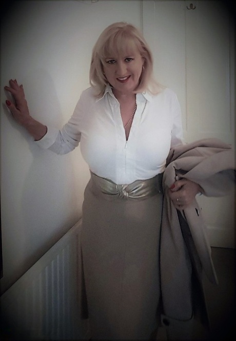 Chubby mature wife Lorna Blu changes form white to red to black sexy lingerie 54294892