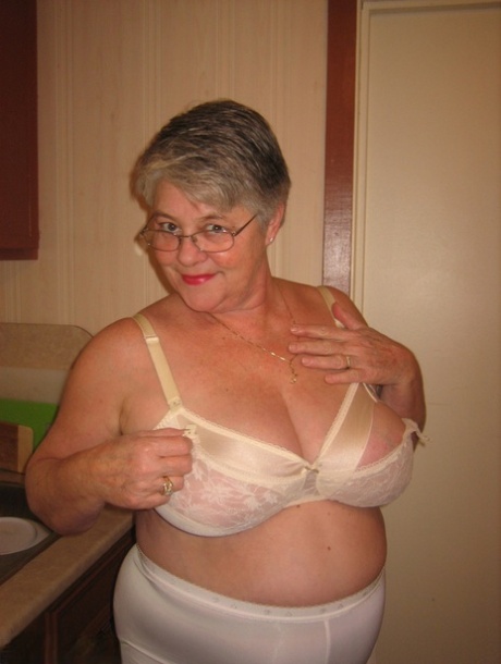 Old woman Girdle Goddess strips to pantyhose in her kitchen 76707932