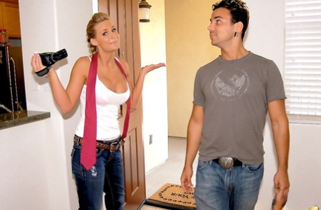 Horny blonde with big tits meets and greets new neighbour with a hard fucking 46560024
