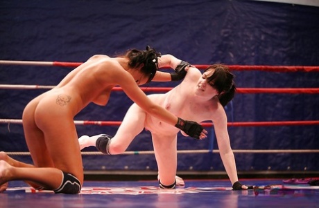 Cuties Samantha Bentley and Angelica Kitten are fighting hot 62436599