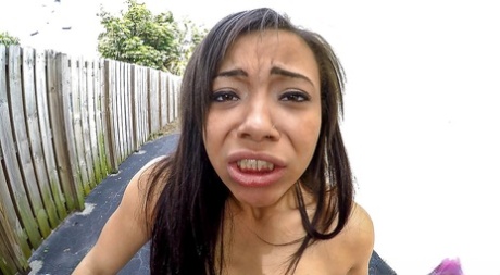 Teen slut Adrian Maya swallows jizz for cold hard cash outdoors 55401473
