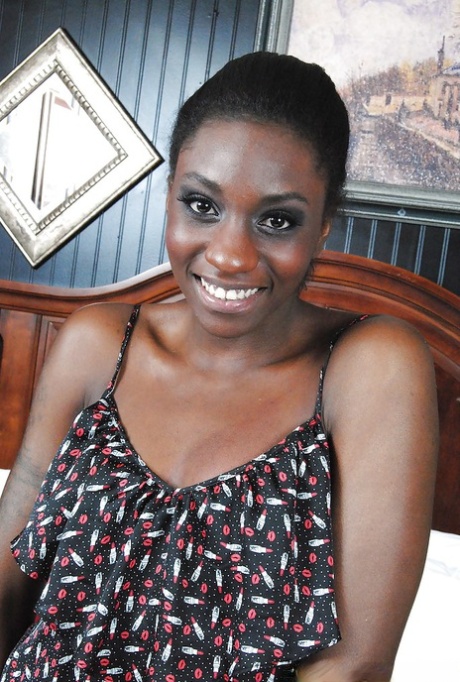Smiley ebony amateur Jayla Dream stripping and toying her juicy cunt 98345219